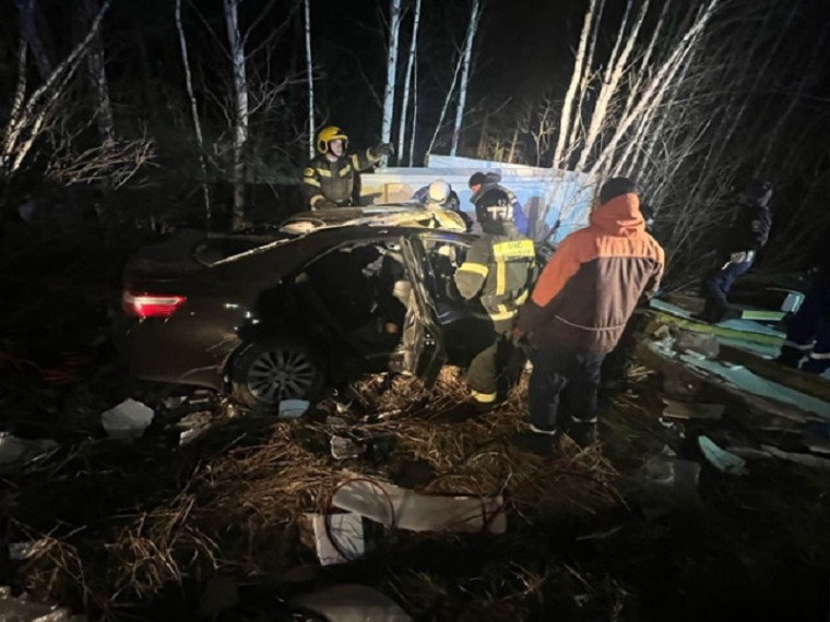 Вечернее ДТП 28 апреля на 340 километре автодороги Курган-Шадринск-Екатеринбург.. Вечернее ДТП 28 апреля на 340 километре автодороги Курган-Шадринск-Екатеринбург..